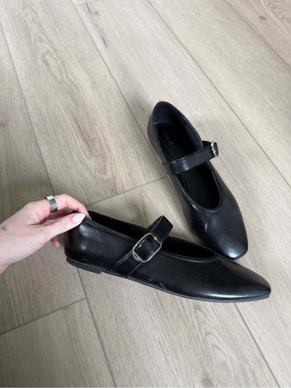 Old Navy Black Mary Jane Flats with Buckle Strap - Picture 2 of 3